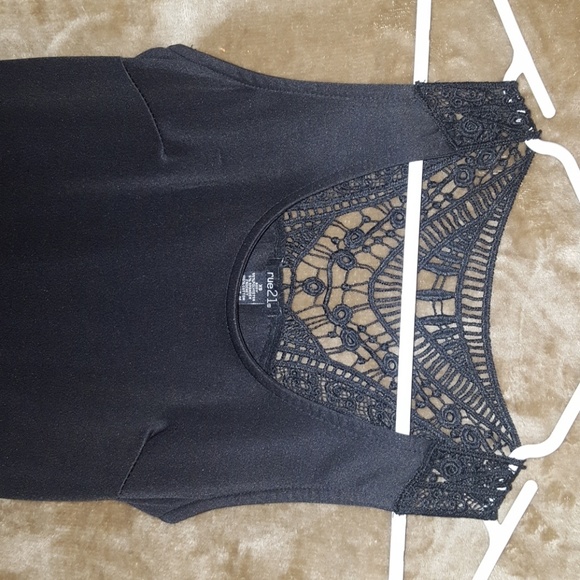 Black DRESS - Picture 3 of 6